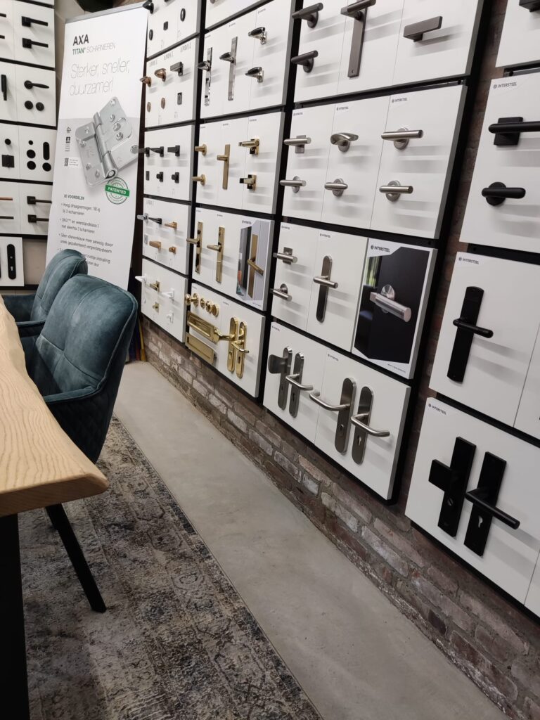showroom-deurbeslag-winkel