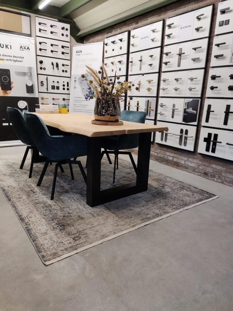 deurbeslag-showroom_deurkrukken-winkel